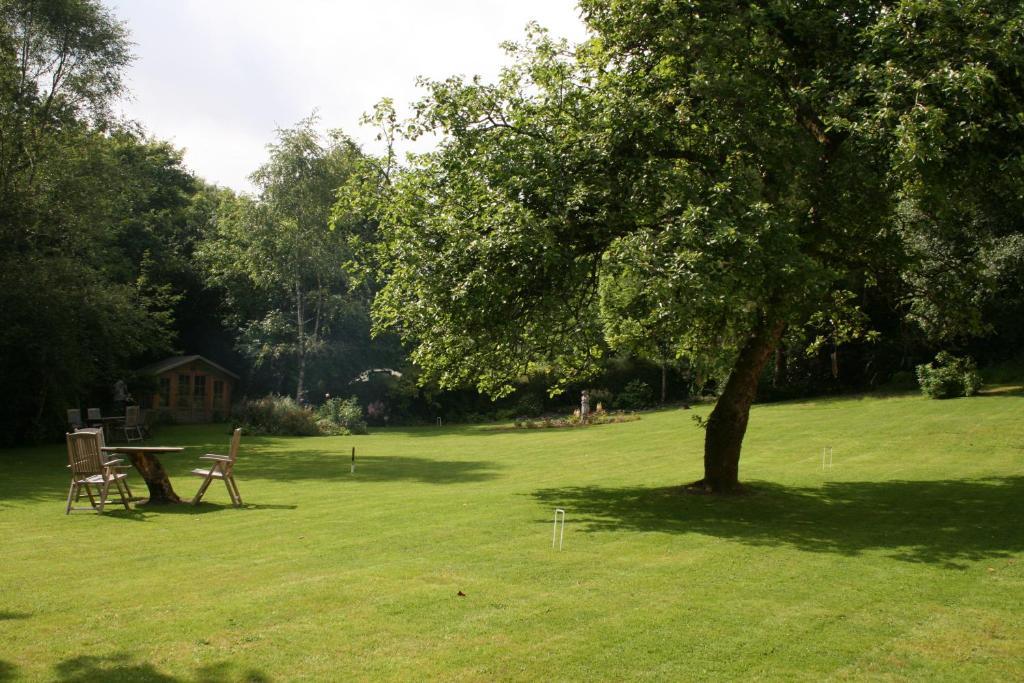 Ty Mawr Country Hotel Carmarthen Exterior foto